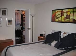 4500 S Four Mile Run Dr APT 627, Arlington, VA 22204