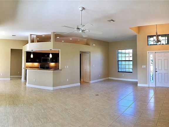 2nd image of 1214 SE 18th Terrace Cpe
