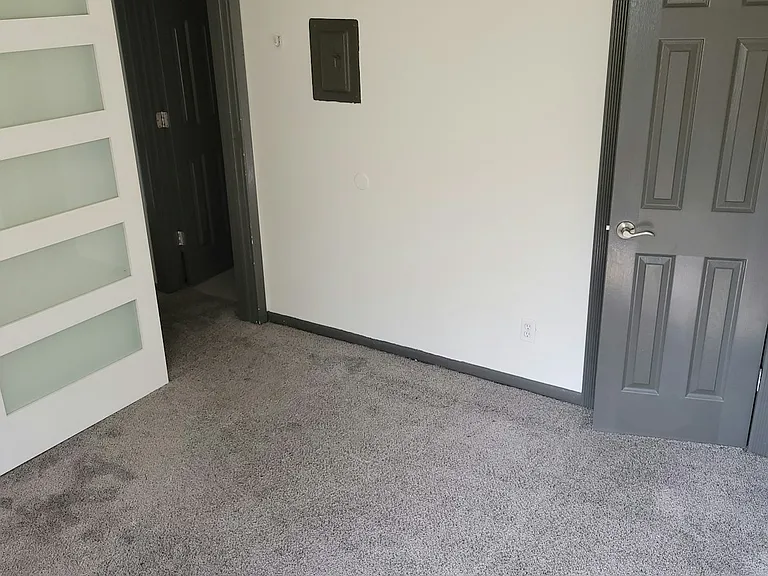 421 College Ave #202 — Photo 10