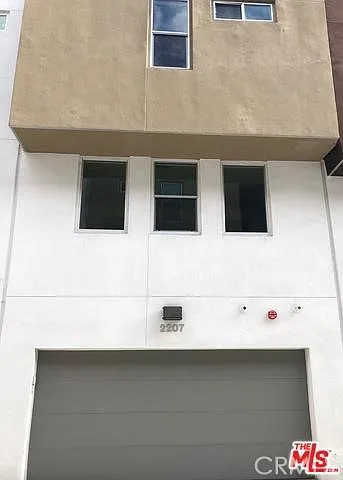 2 bed, 1219 sqft, $4,495 — Photo 4
