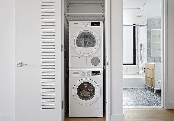 5th image of 662 Pacific St #22C