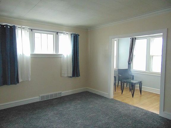 4th image of 805 Bluff Ave #807