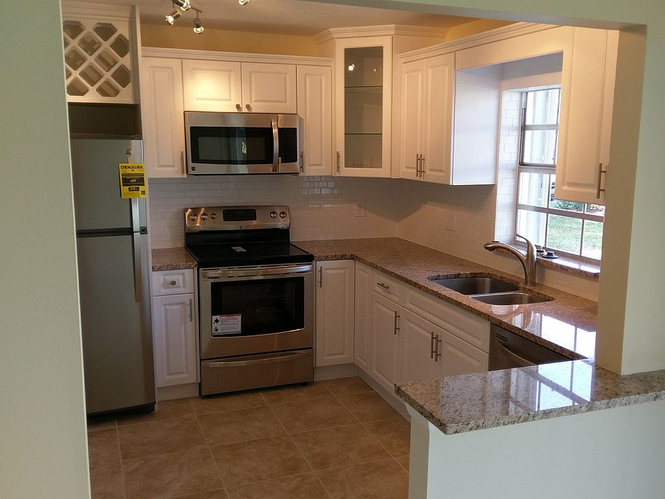1st image of 1220 S Lakes End Dr APT A
