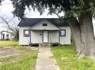 811 N Goos Blvd, Lake Charles, LA 70601