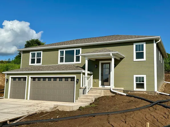 1033 Susan Crst, Black Earth, WI 53515