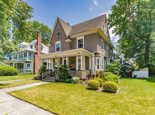 77 Fairfield St, Springfield, MA 01108