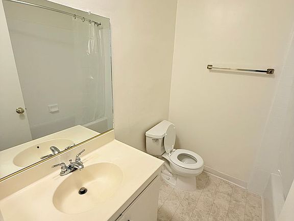 4th image of 18410 Plummer St APT 6