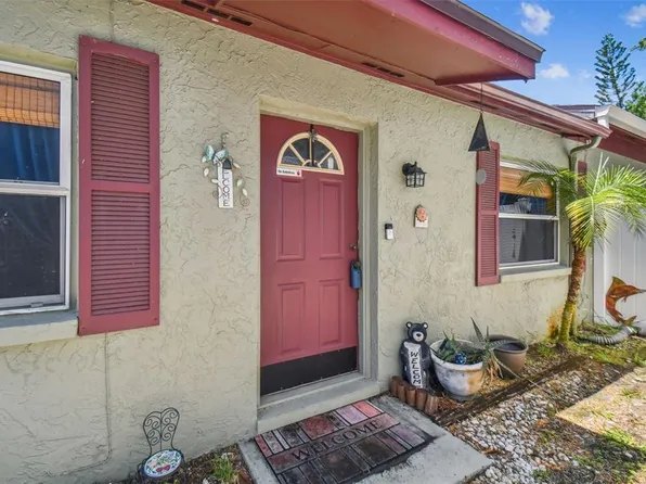 4401 VENICE DRIVE, LAND O LAKES, FL 34639