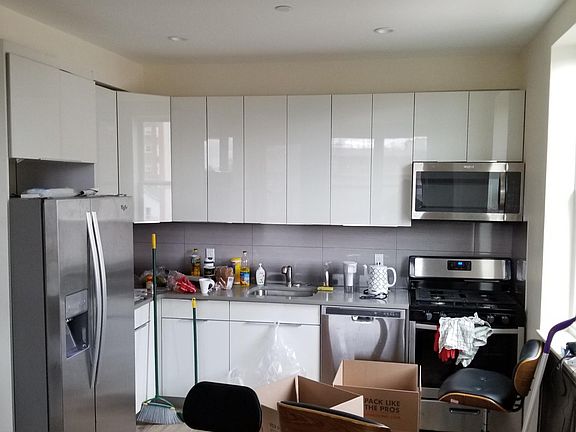 3rd image of 2952 Brighton 5th St APT 3A