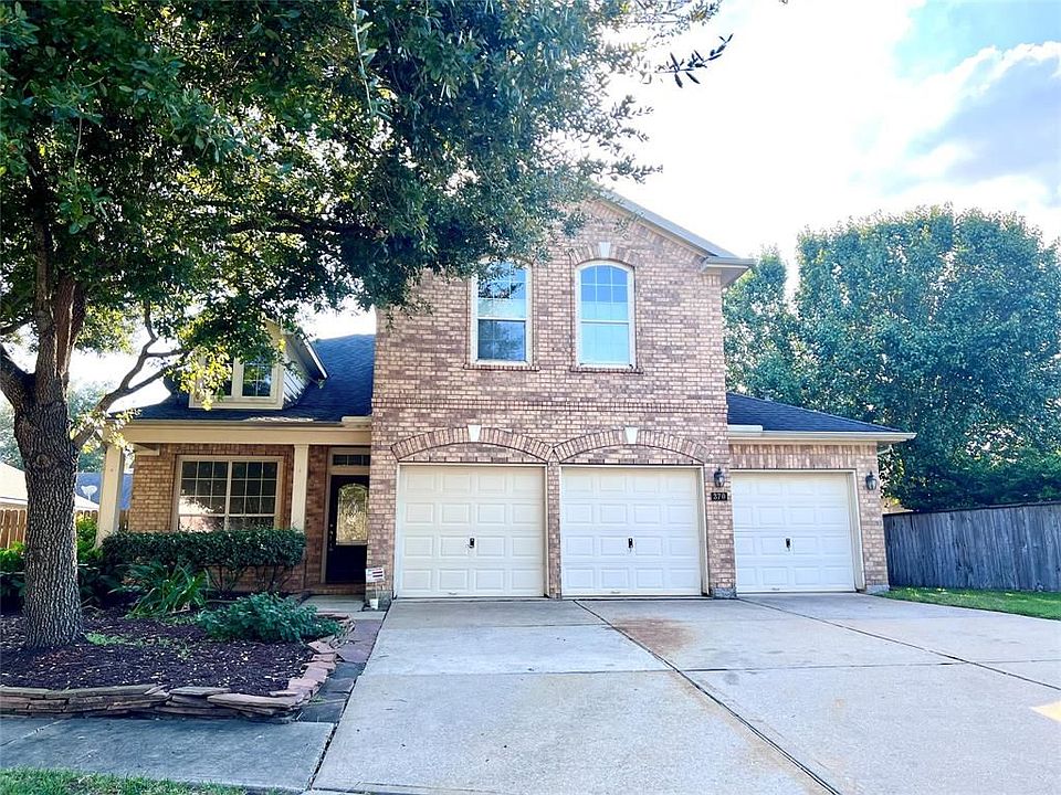 1st image of 370 Livingstone Ln