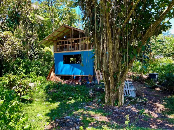 15-2735 Kahala St, Pahoa, HI 96778