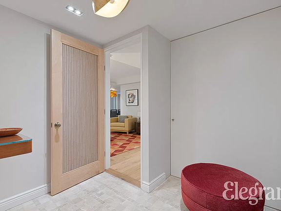 2nd image of 415 E 52nd St APT 3DC
