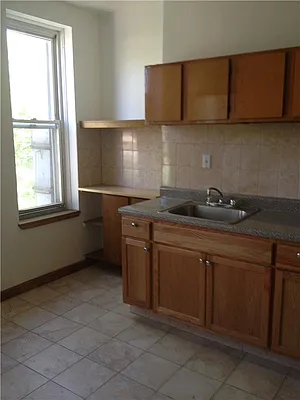 Rented by R New York | media 7