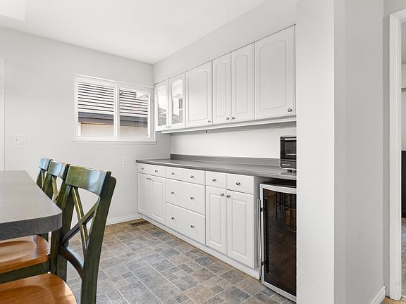 4th image of 10580 Rosebrook Rd