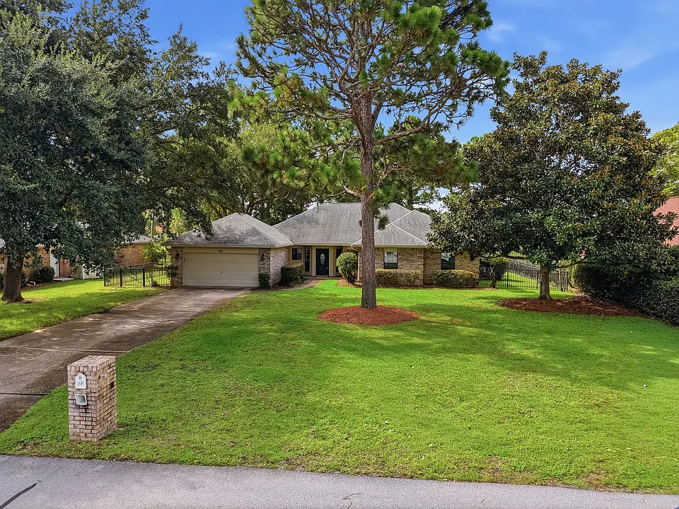 116 Baywind Dr