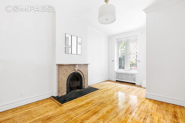 Rented by Compass | media 4