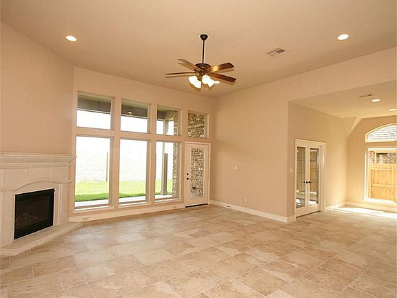 5th image of 1817 Emerald Trace Ln