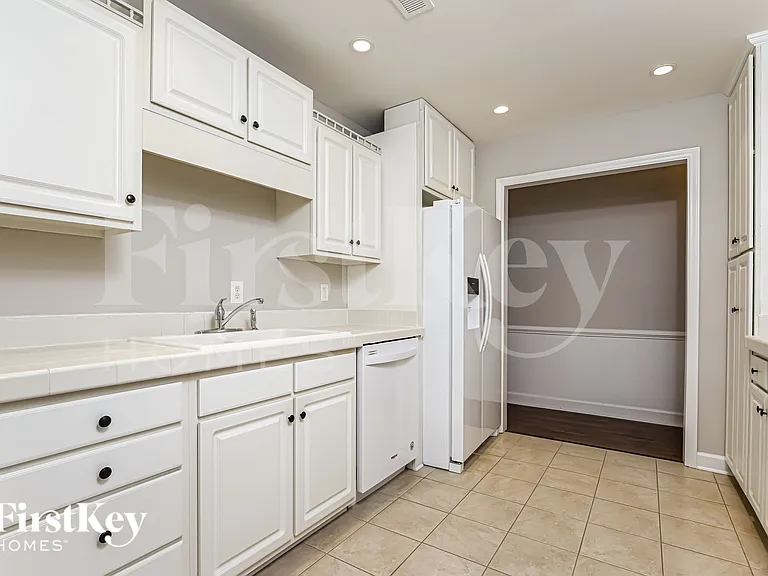220 Sugarcane Ln — Photo 6