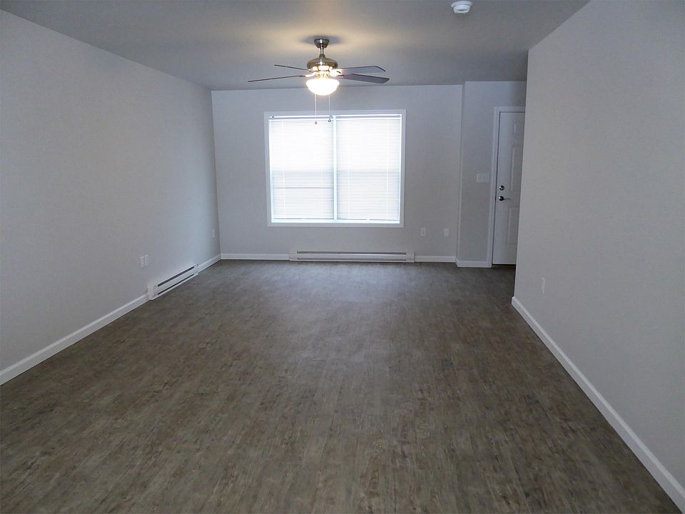 2 Bedroom Townhouse- Living Room