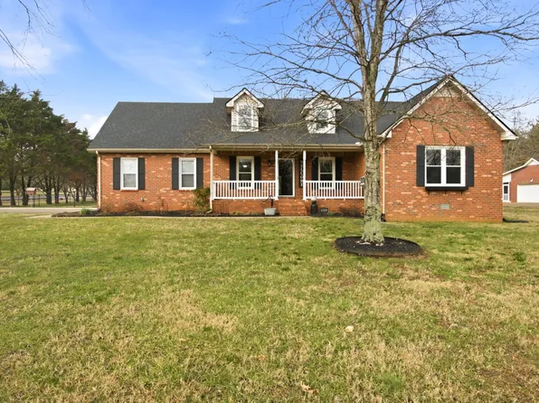 1976 Orchard Park Dr, Murfreesboro, TN 37128
