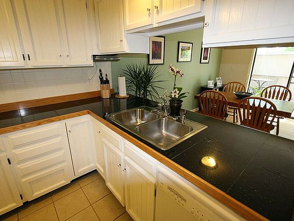 3rd image of 3122 Eastwood Ct