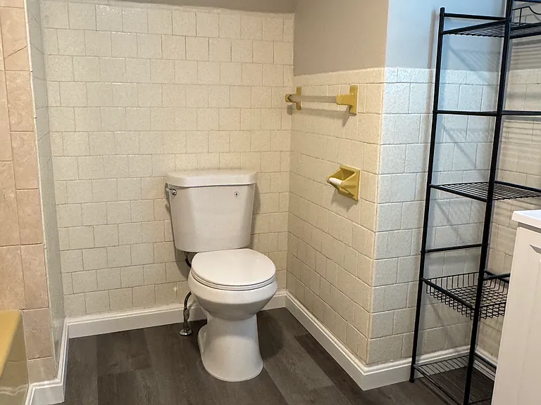 34-36 Curry Cir — Photo 8