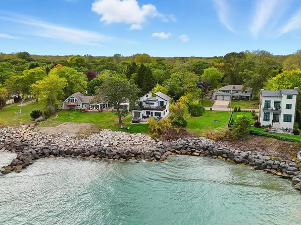 8609 Lakeshore DRIVE, Pleasant Prairie, WI 53158