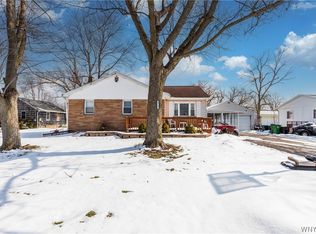 6795 Nash Rd, North Tonawanda, NY 14120