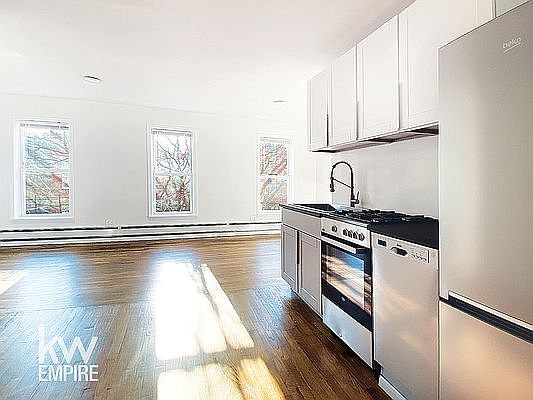 1st image of 37 Thomas S Boyland St #3
