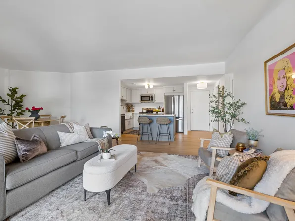 6666 Brookmont Ter APT 306, Nashville, TN 37205