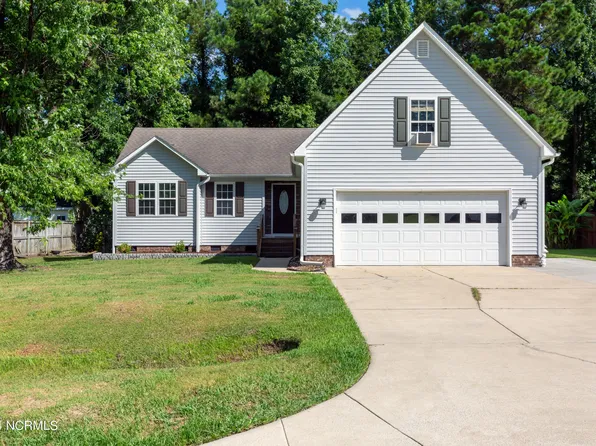 111 Leonard Drive, New Bern, NC 28560