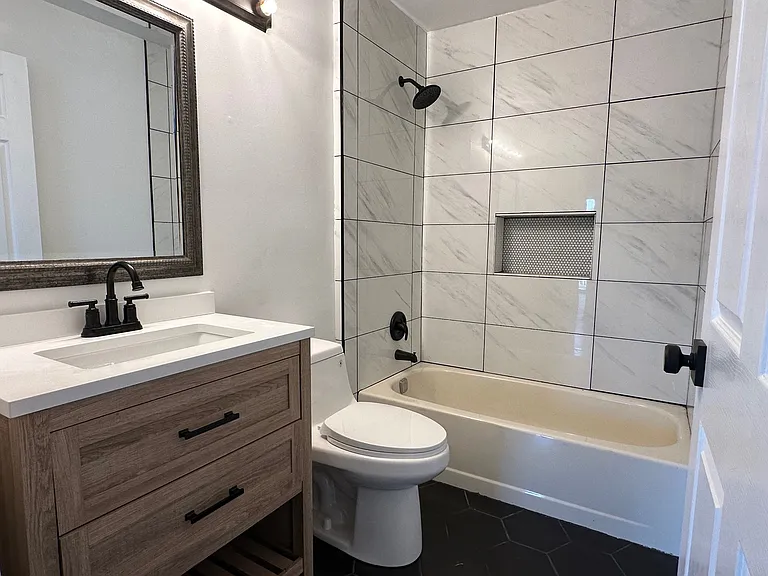 965 Juniper Way — Photo 12