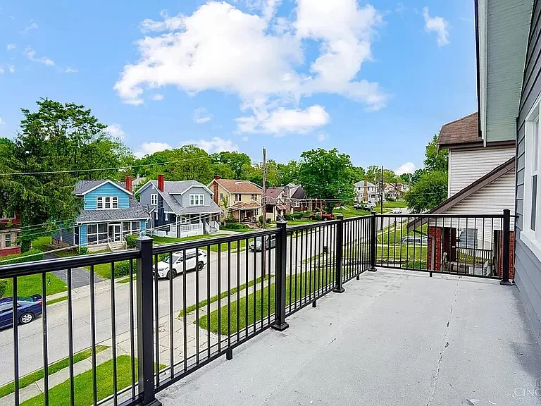 3479 Evanston Ave — Photo 14