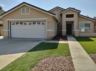 2252 Wagon Train St, Corona, CA 92878