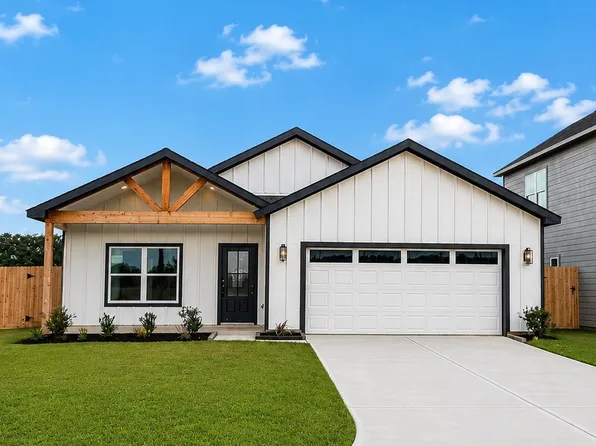 25633 John Wayne Rd, Splendora, TX 77372