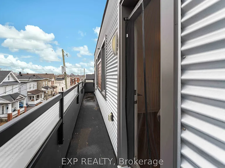9 Anderson St — Photo 27