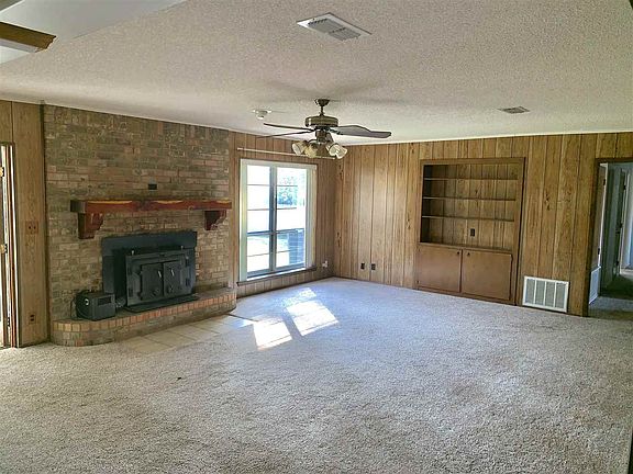4th image of 1503 Ewan Blvd