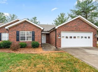 166 Wyndham Ct, High Point, NC 27265