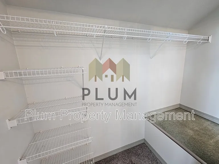 1314 Bulwer St — Photo 16