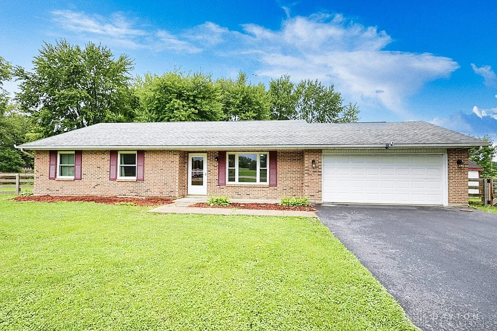 7456 Edwardsville Rd photo 1