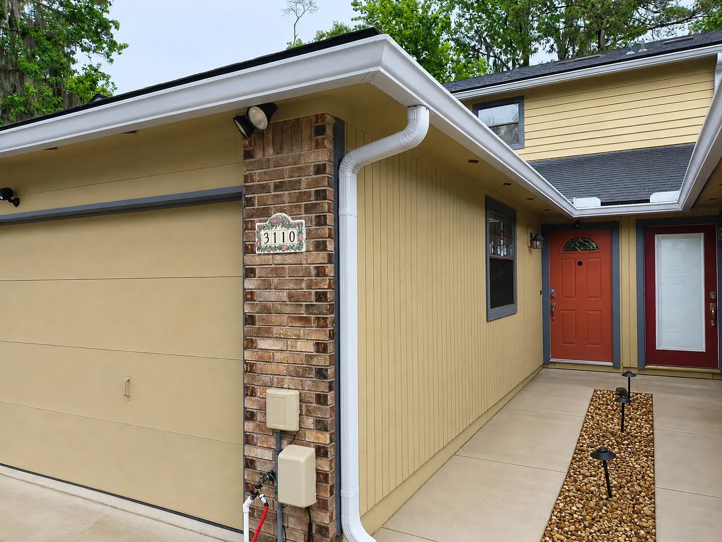 3110 Paddle Creek Dr — Photo 1
