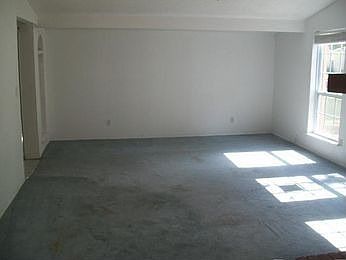 3rd image of 2726 Madrid Dr