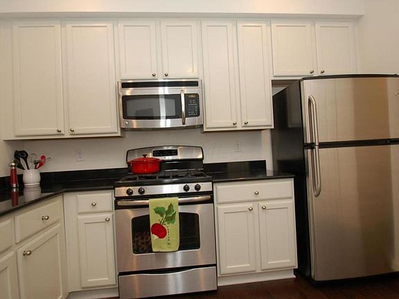 5th image of 5428 Nottinghamshire Ln