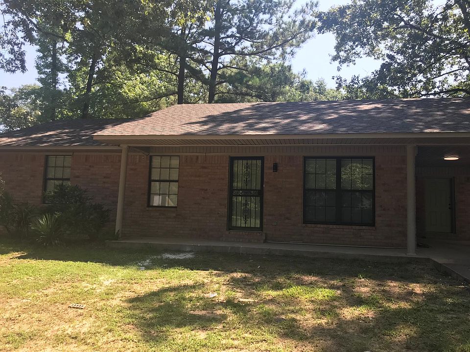 1st image of 3005 Mary Dr