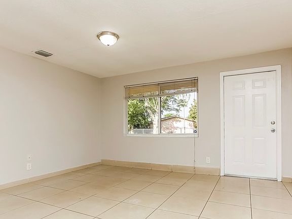 3rd image of 2232 SW 47th Ave