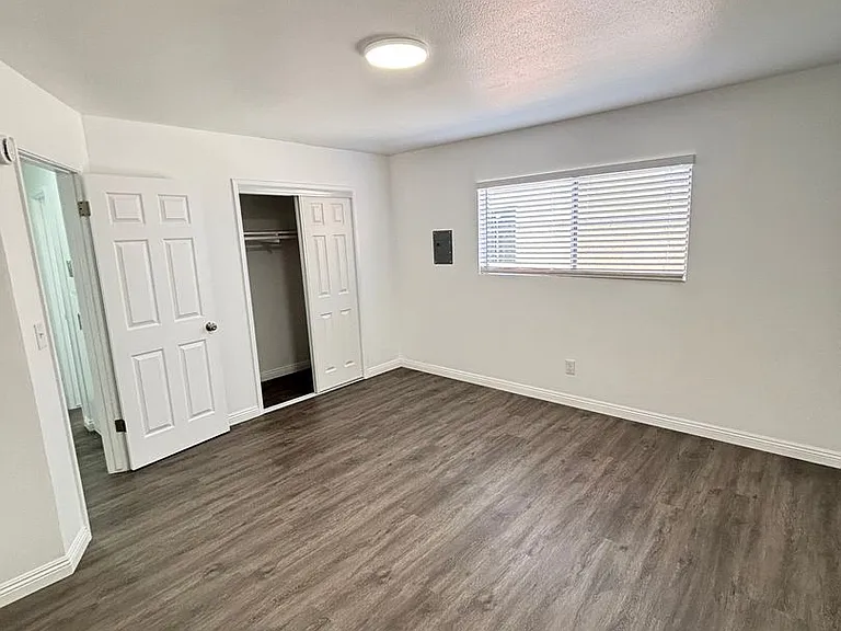 1024 Cedar Ave — Photo 14