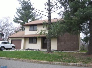 3 Hebron Dr, East Windsor, NJ 08520