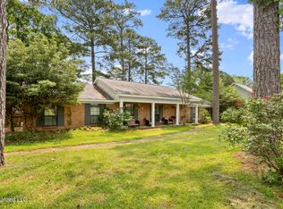 316 Fox Holw, Canton, MS