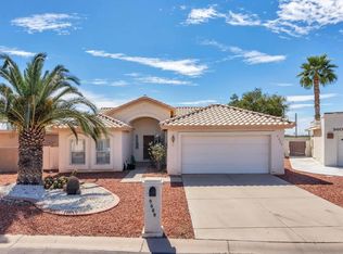 9609 E Navajo Pl, Sun Lakes, AZ 85248
