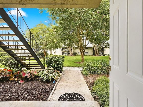 3rd image of 525 CONWAY ROAD #29